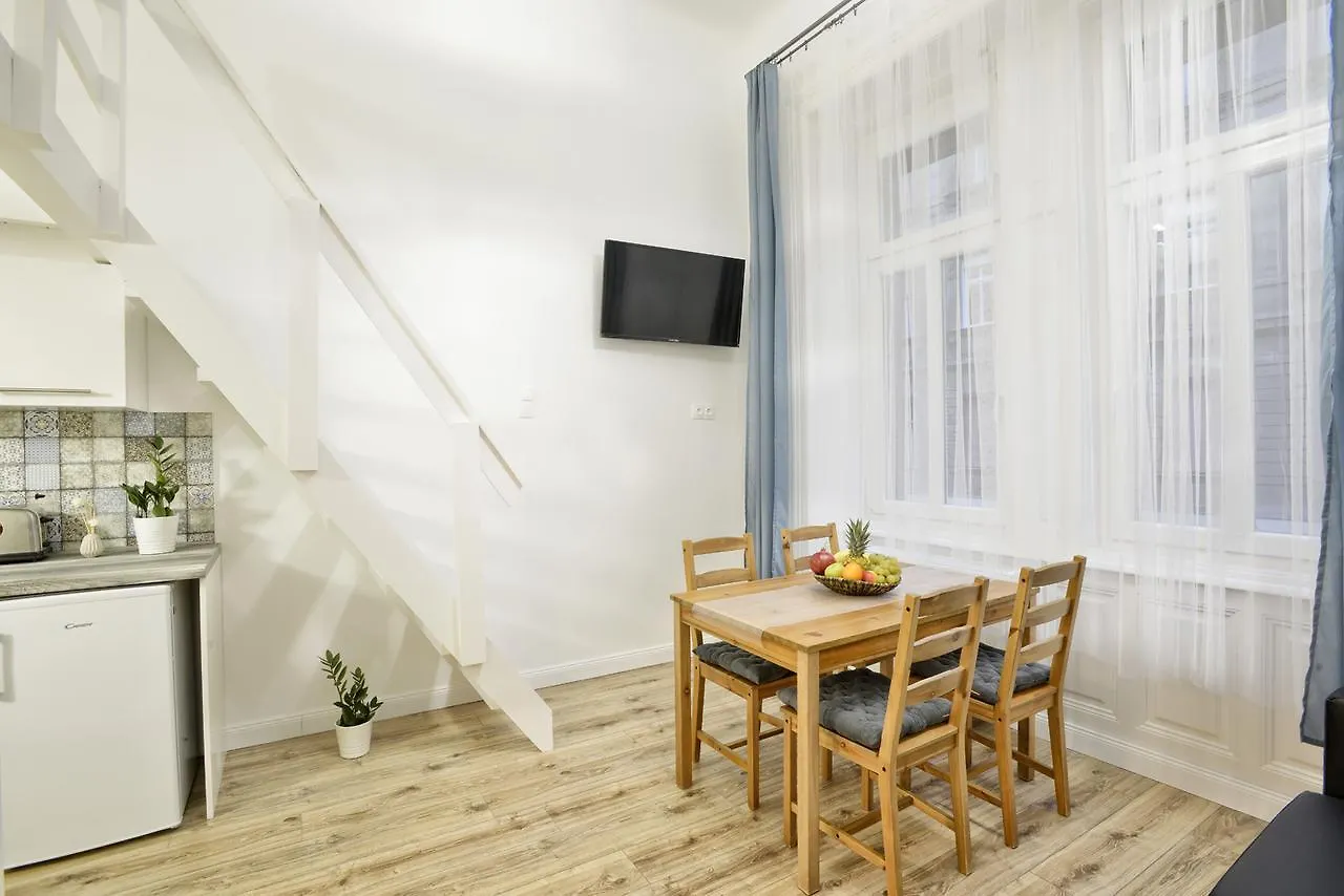 Five Seasons Apartments Budapest 0*,