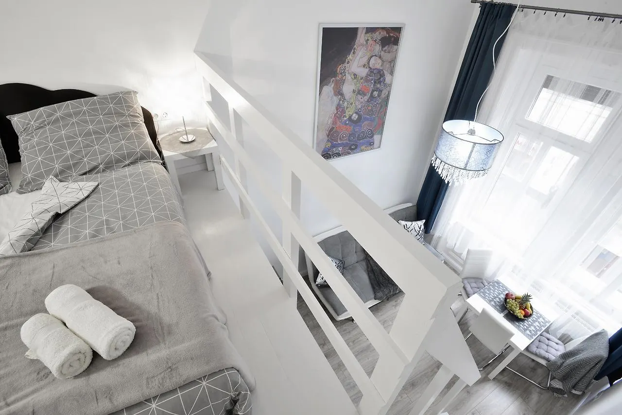 Five Seasons Apartments Budapest 0*,